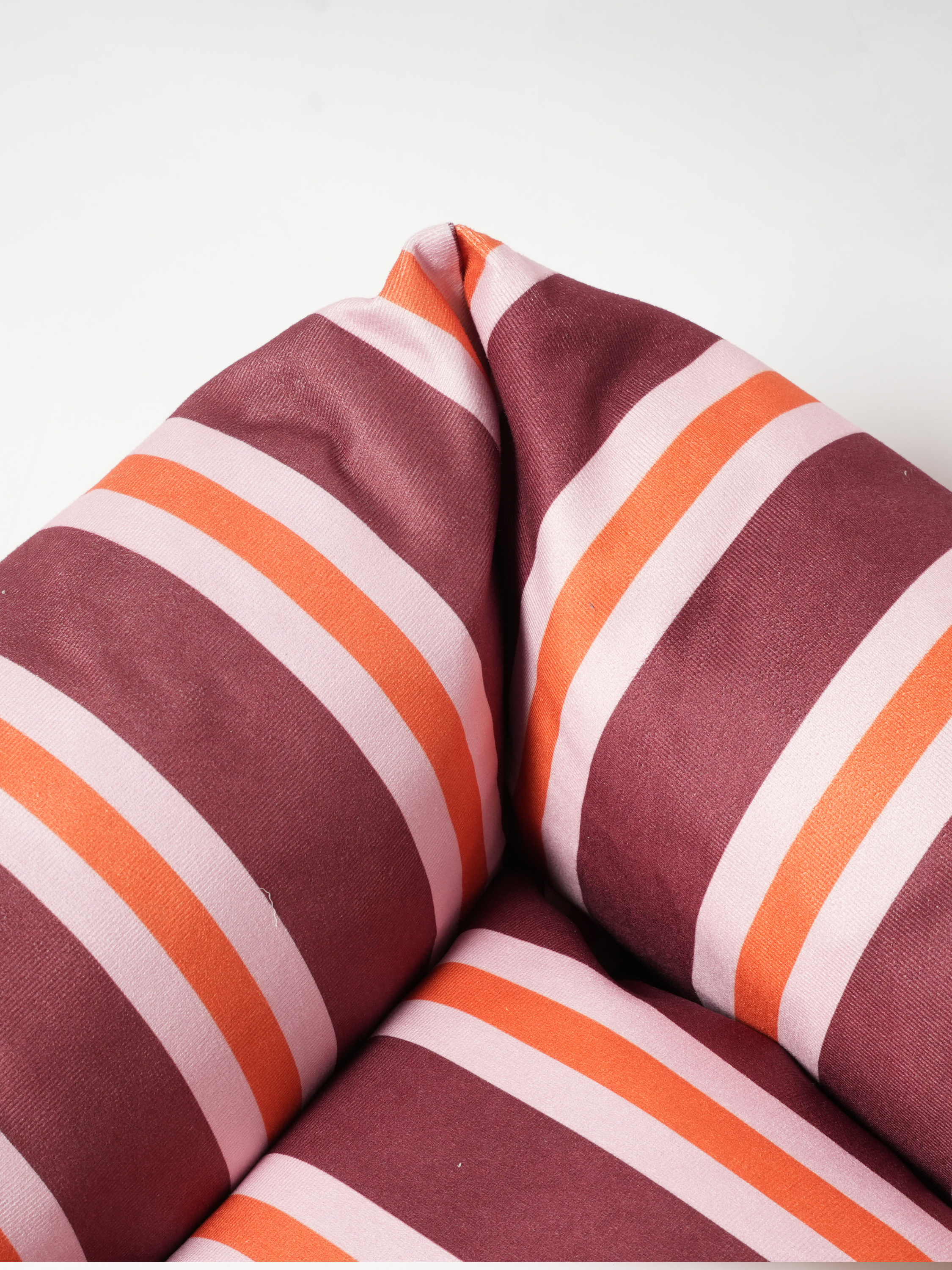 Veloura Rouge Sofa Köpek Yatağı